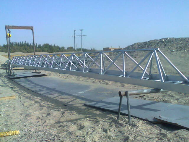 伊犁专业承揽大中小型喷涂翻新施工业务！